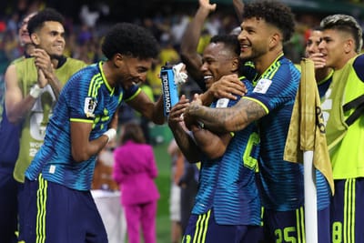 Colombia handled Uzbekistan and the framing tells you who the press was watching